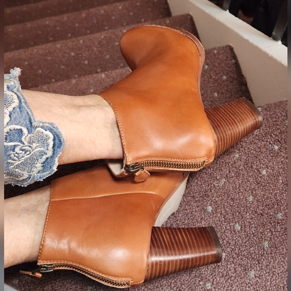 LANDS END ROWE High heel booties - Picture 4 of 9